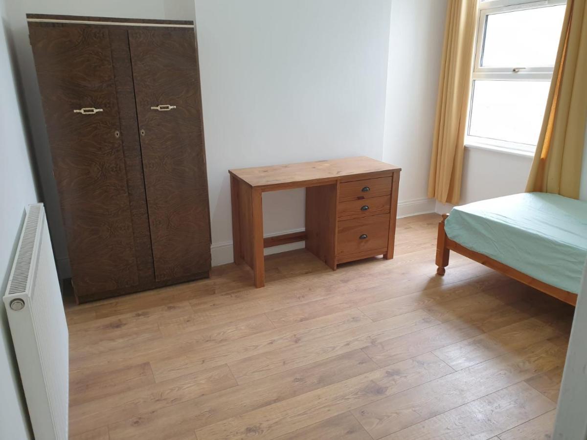 Appartement Burney Tomar House à Croydon Extérieur photo