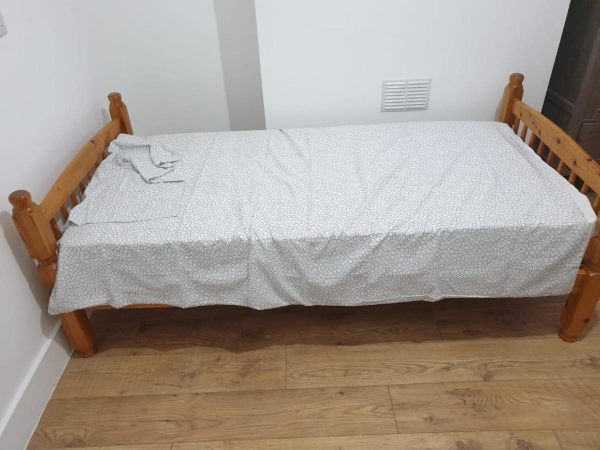 Appartement Burney Tomar House à Croydon Extérieur photo