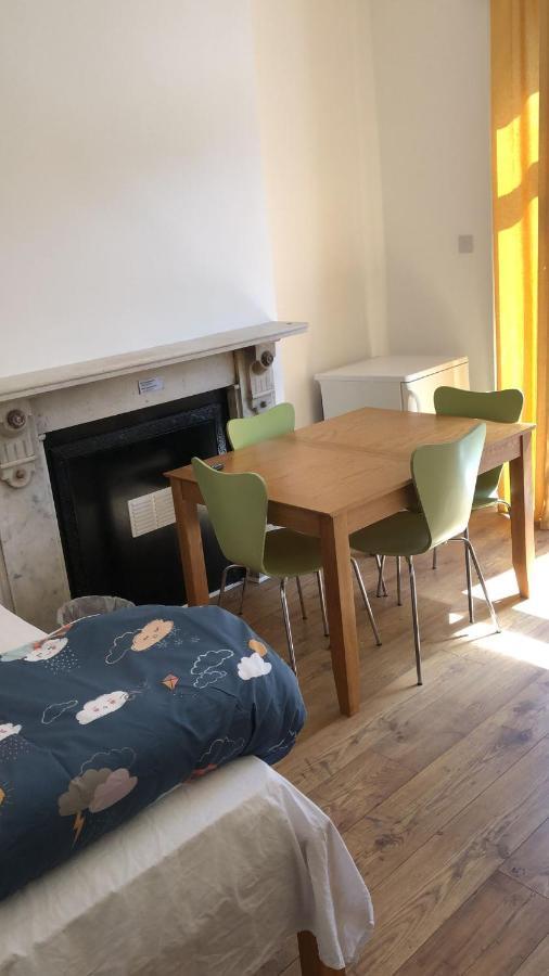 Appartement Burney Tomar House à Croydon Extérieur photo